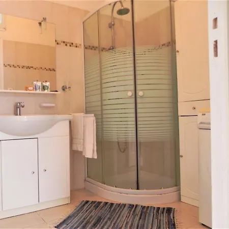 Appartement Les Glycines Bord De Mer